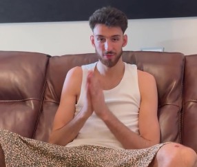 南宫体育-筷子兄弟！切特发微博感谢周琦：谢谢你给我全明星投票！