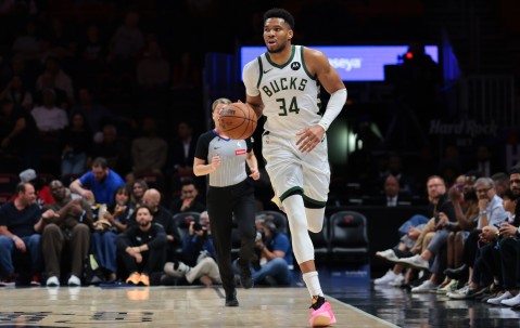 NG体育-德隆：希望字母哥能来爵士 我们可是有很多的选秀权